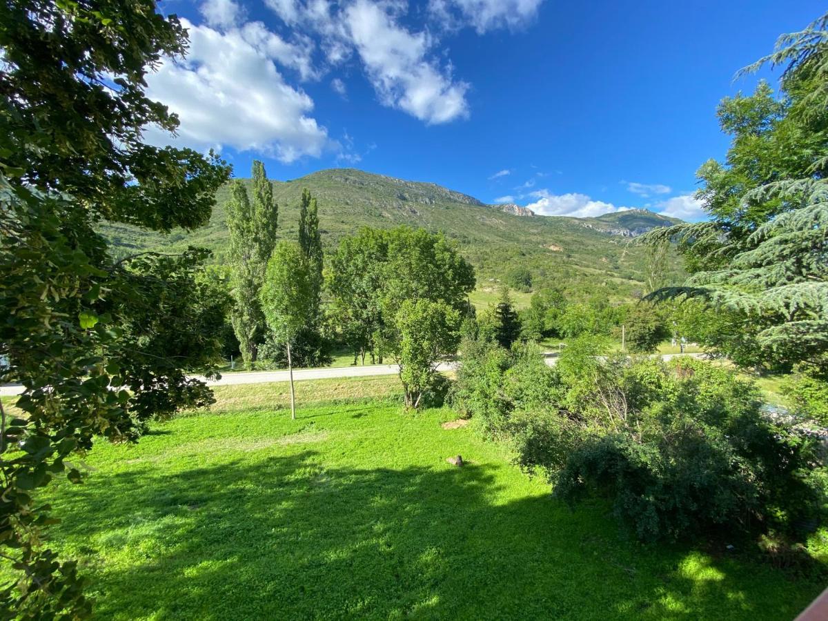 Gite En Haute Provence Montfroc Экстерьер фото